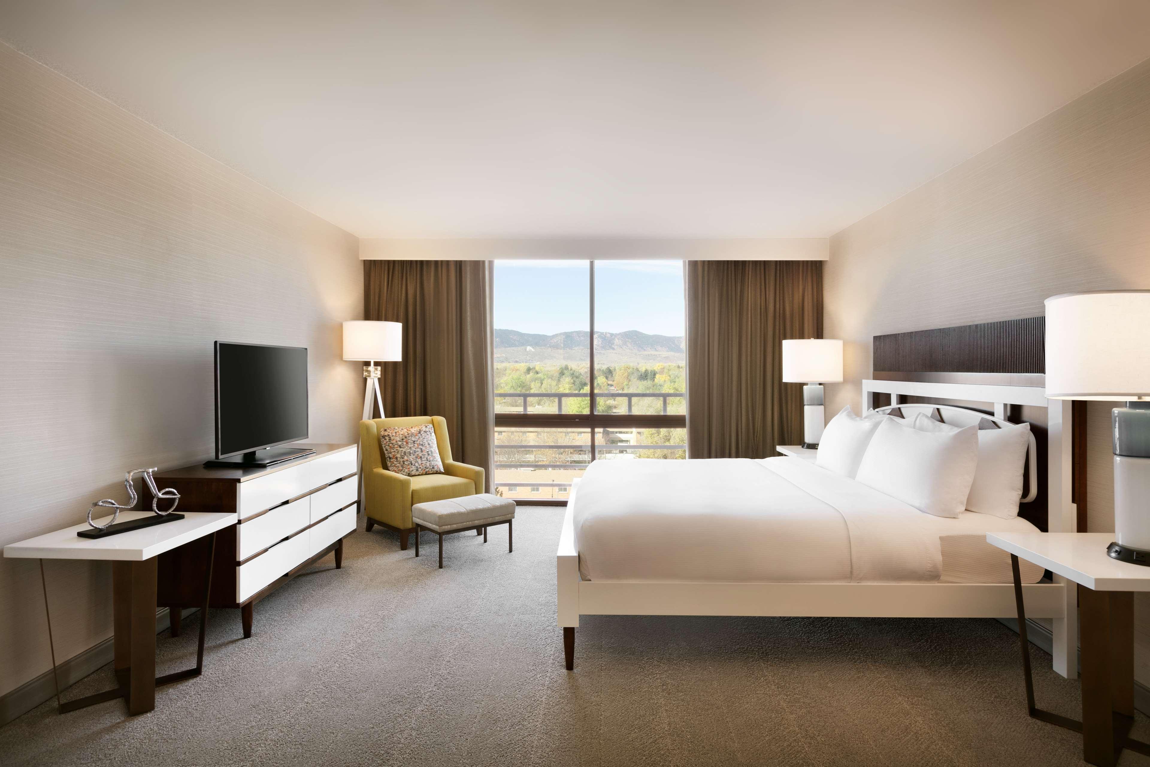 Hilton Fort Collins Exterior foto